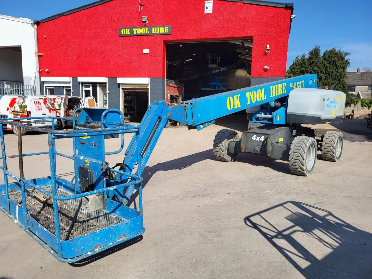 Genie & Manitou Diesel Booms - Image 1