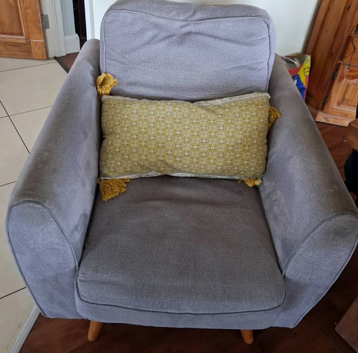 Suite of furniture - Image 2