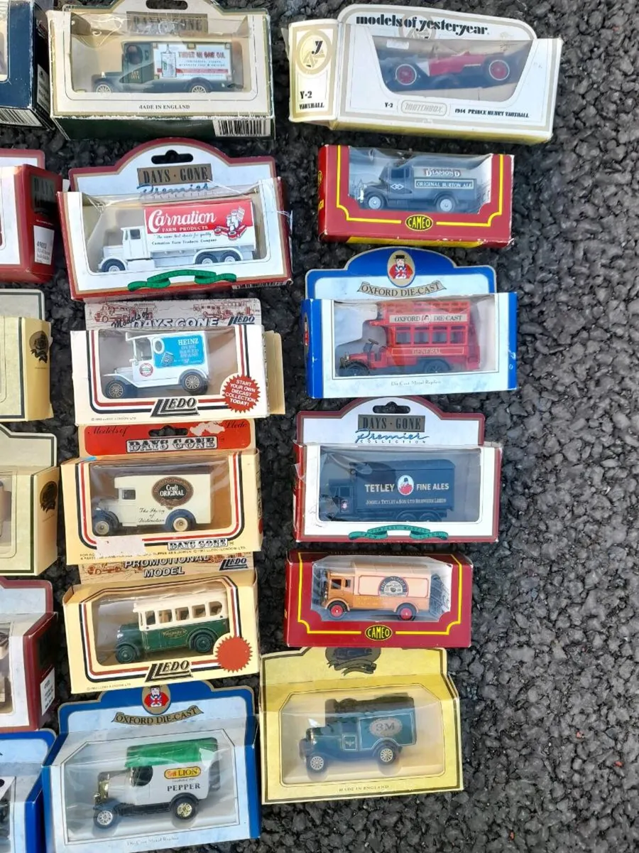Vintage Die Cast Vehicles - Image 2
