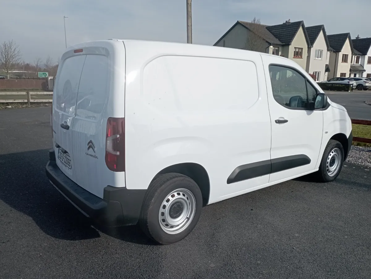 ~Citroen Berlingo ~ - Image 2