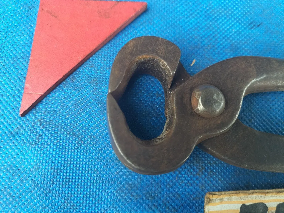 8" Pincers - Image 2