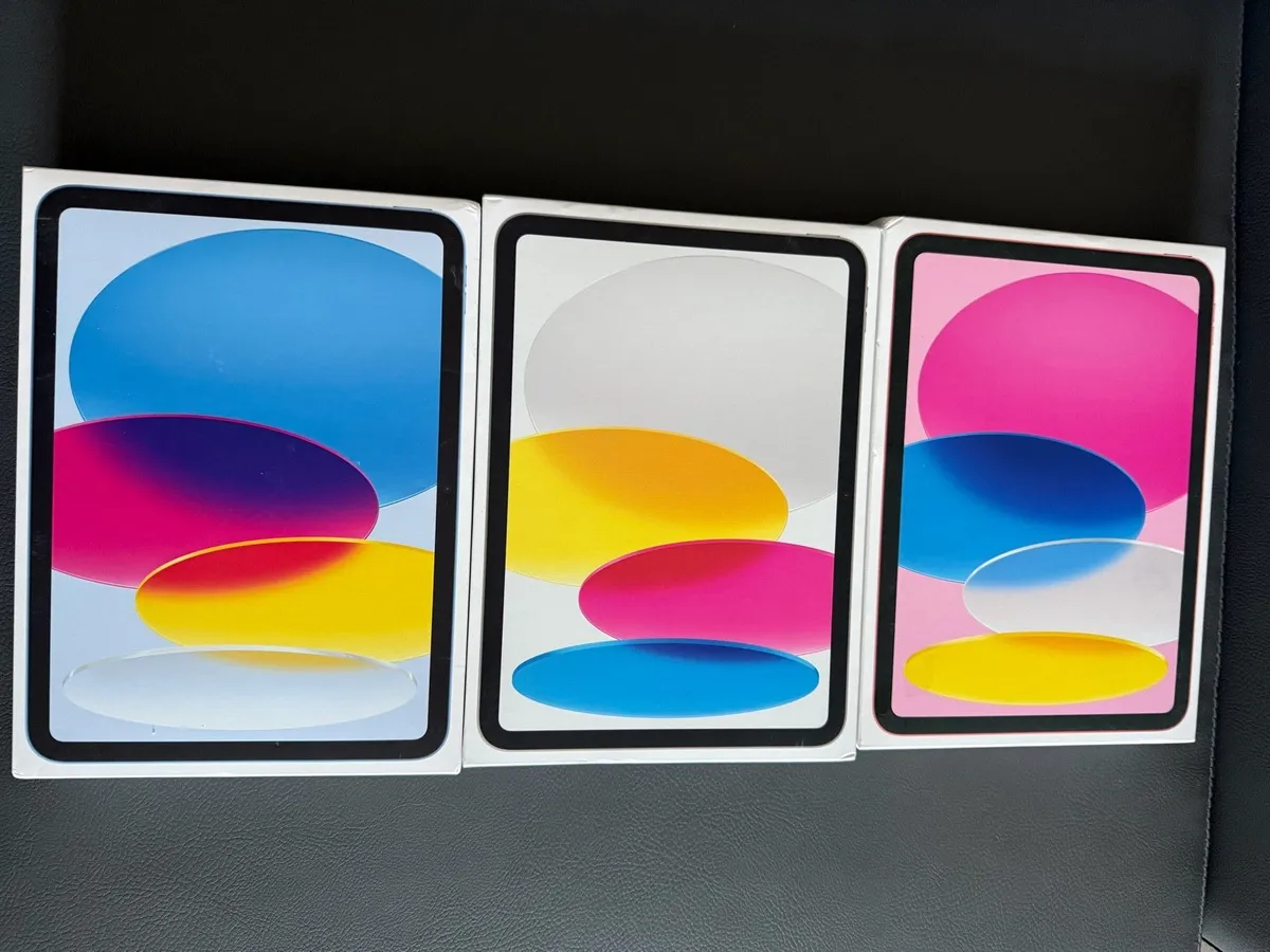 Ipad 11,128GB (A16) Sealed 1 year Apple warranty