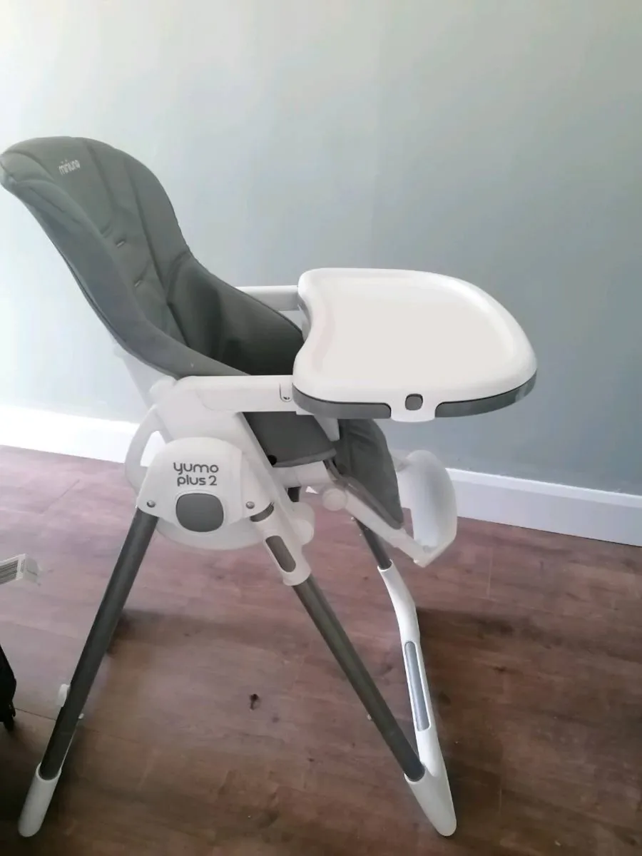 Baby high chair - Image 1