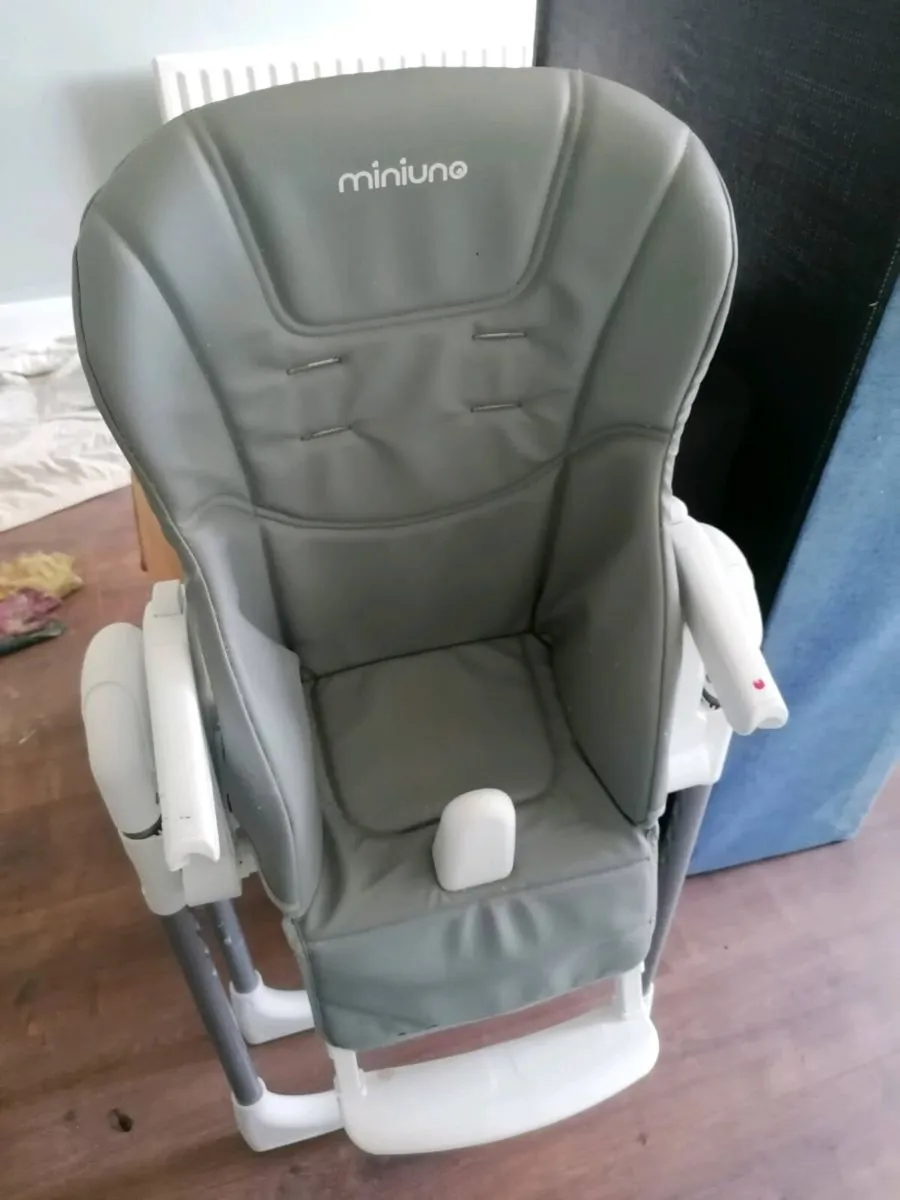 Baby high chair - Image 2