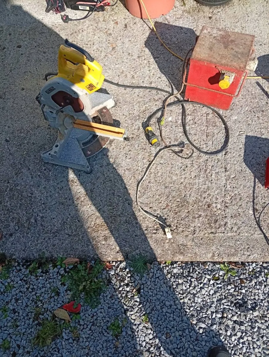 DeWalt chop saw - Image 3