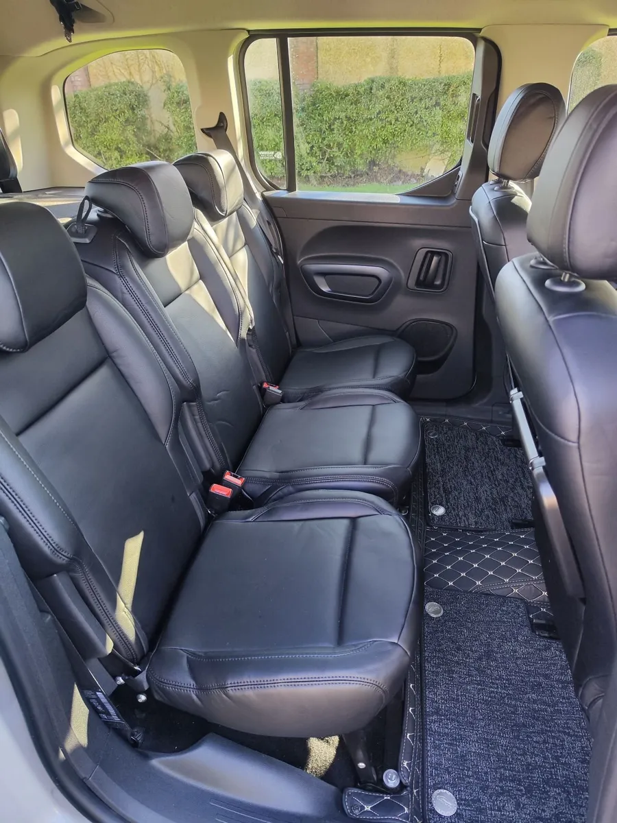 Taxi for Rent –  | €230/week | - Image 4