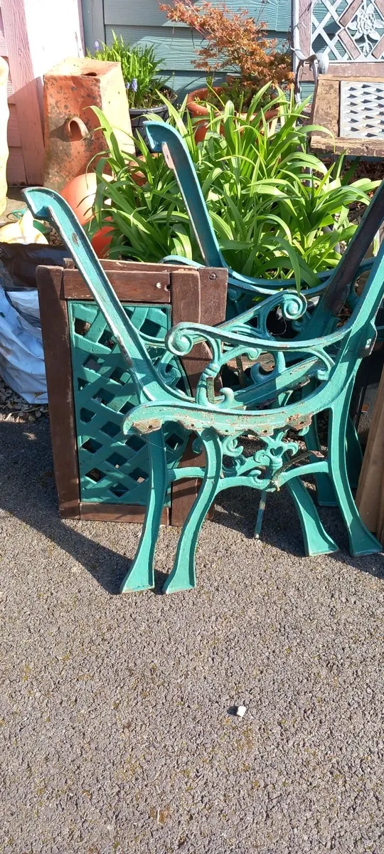 Garden seats