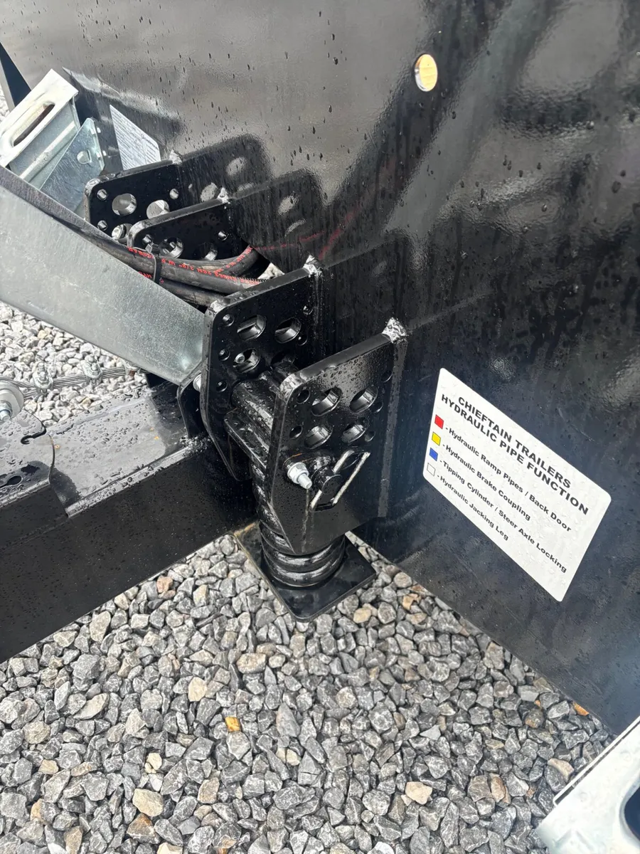 NEW CHIEFTAIN LOW LOADER - Image 4