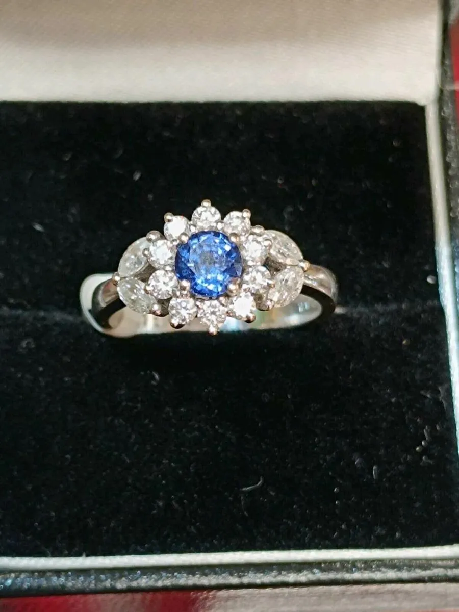 Floral Blue Sapphire & Diamond Ring, 18k Gold - Image 1