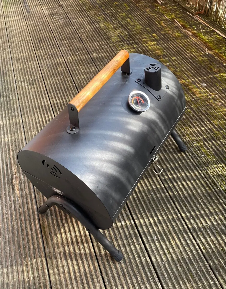 Portable picnic BBQ for sale - Image 1