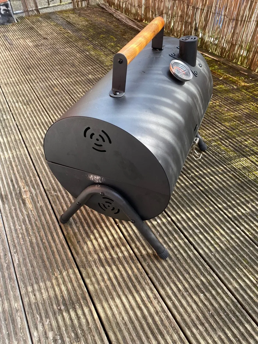 Portable picnic BBQ for sale - Image 2