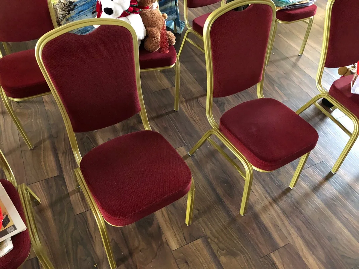Banquet chairs - Image 3