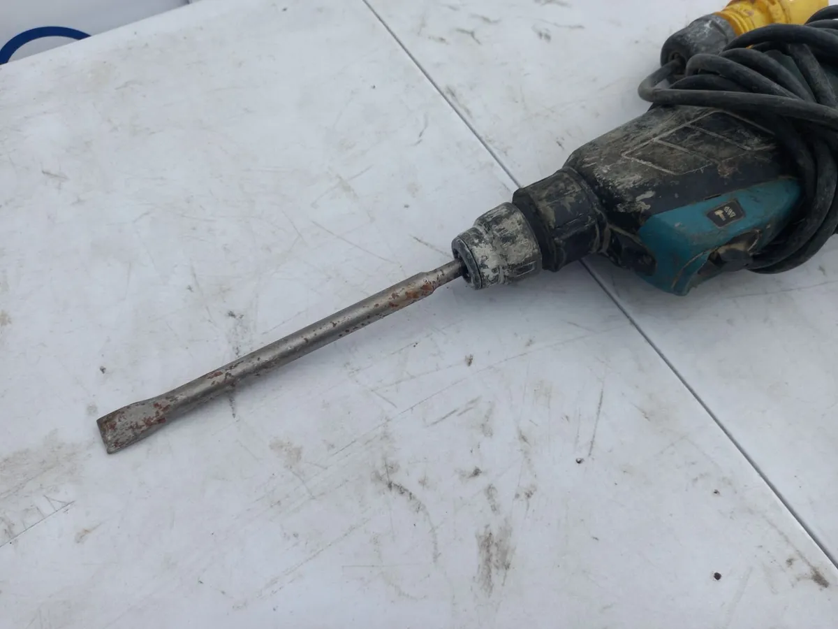 Online Auction Of A Hammer Drill & More! - Image 2