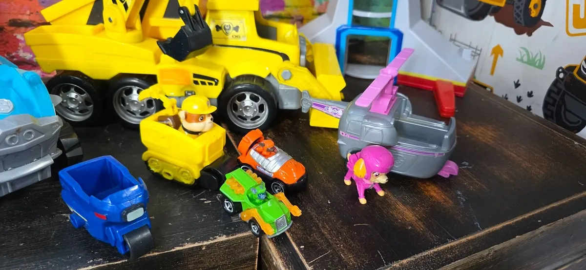 Paw Patrol big set including Rubble Ultimate truck - Image 2