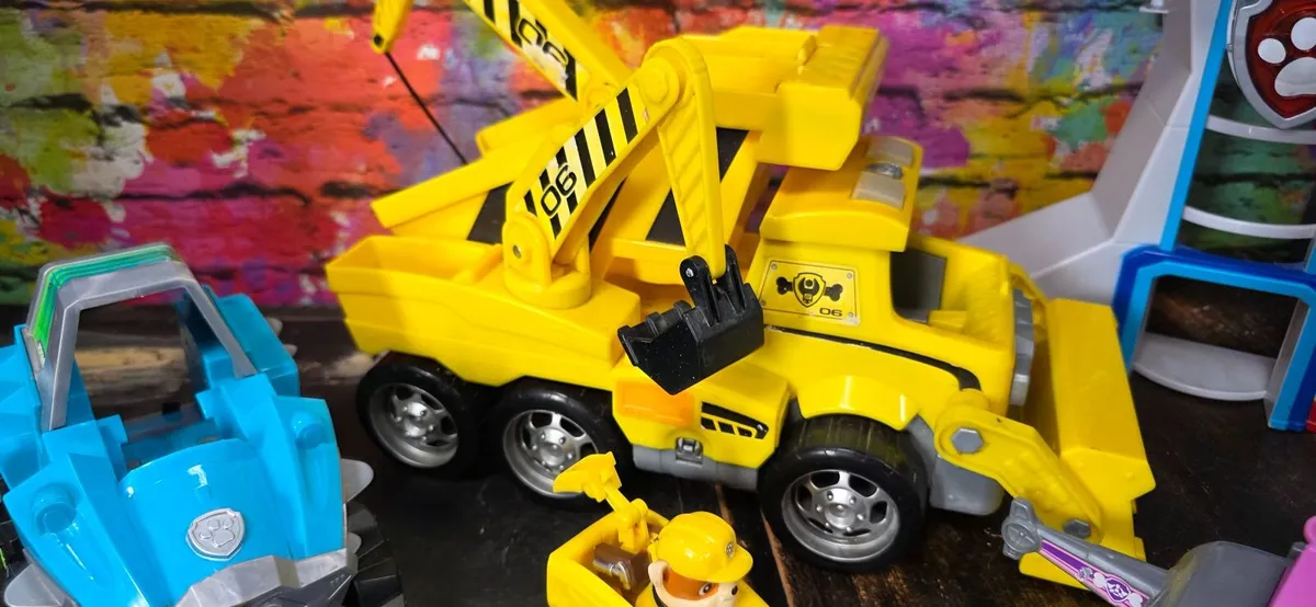 Paw Patrol big set including Rubble Ultimate truck - Image 3
