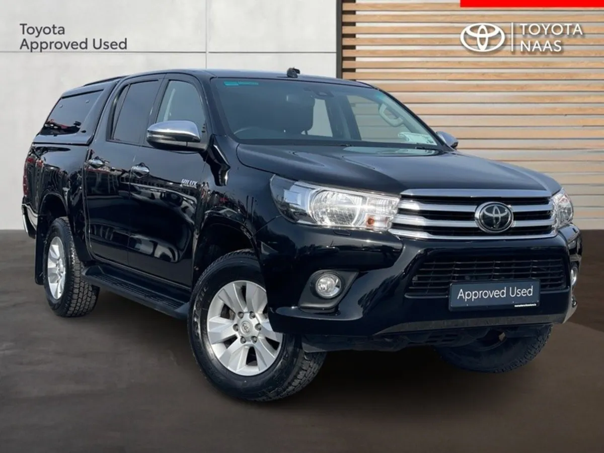 Toyota Hilux DOUBLE CAB SR5 AUTO 4DR - Image 1