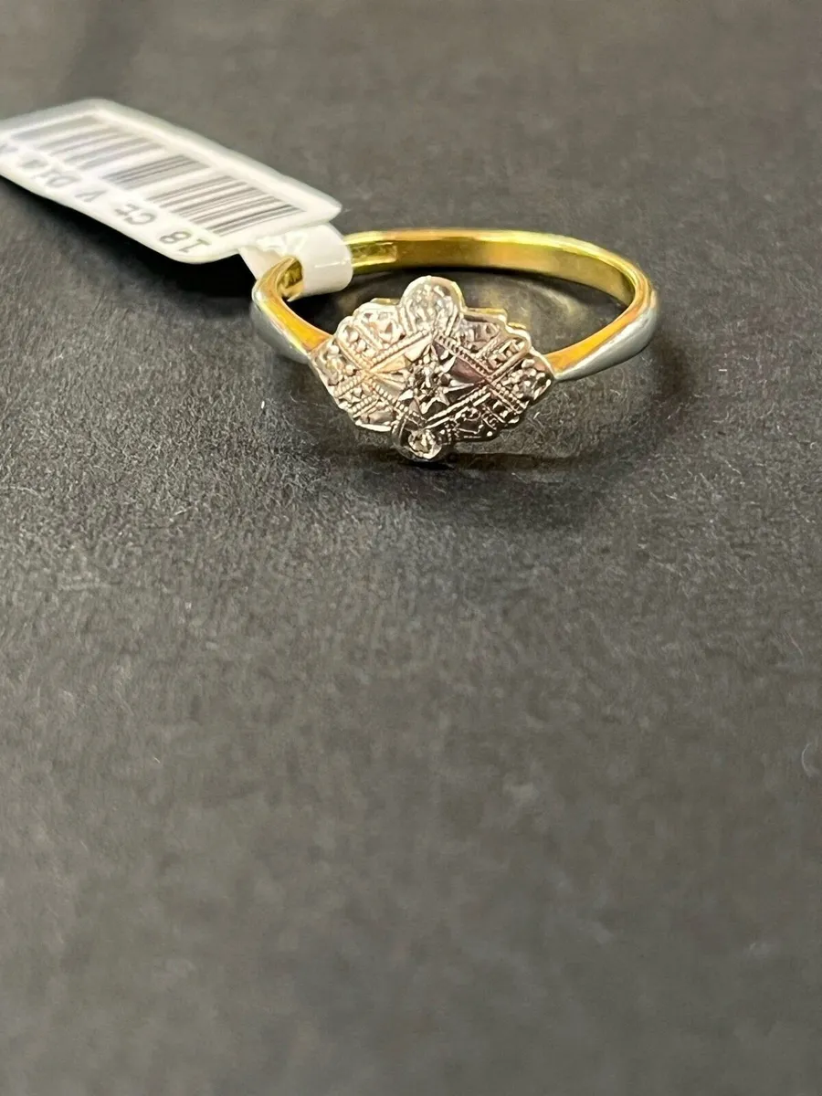 Vintage 18k gold ring with diamonds. - Image 3