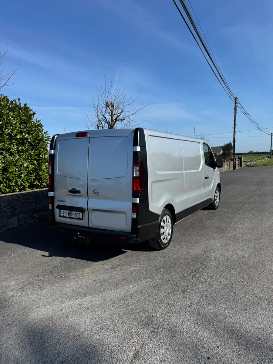 Nissan NV300 2021 - Image 2