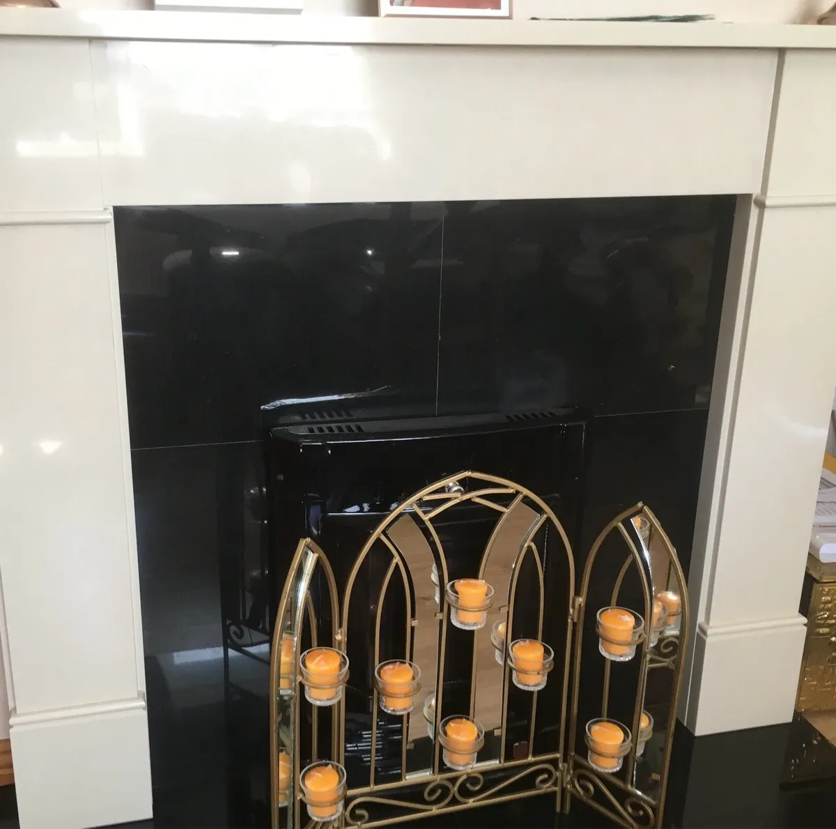 Gold Mirrored Folding 8 Candle Ornamental Display - Image 3