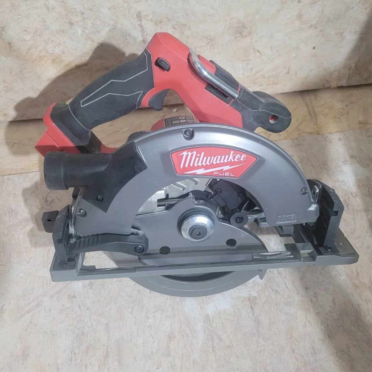 Milwaukee Saw M18 FCSG 66 - Image 1