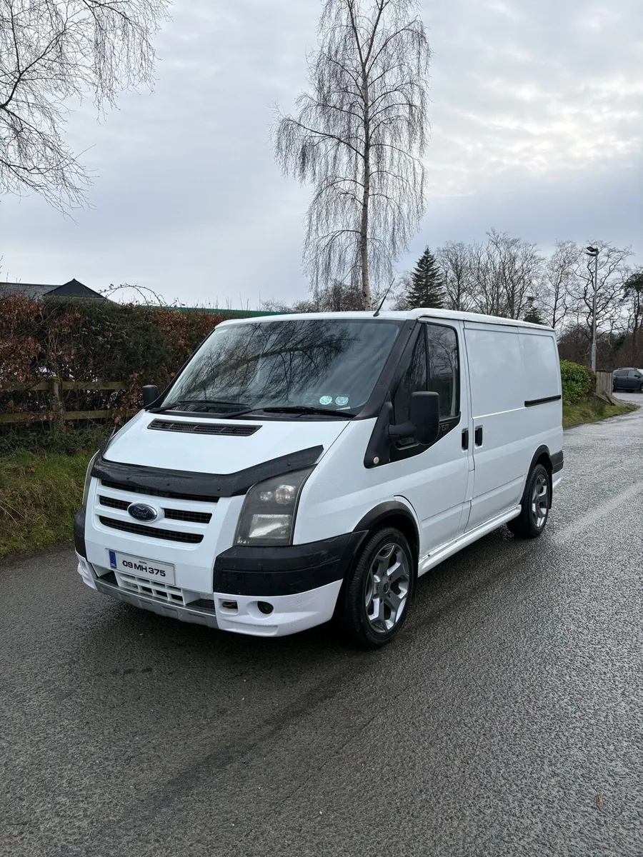 09 Ford Transit - Image 1