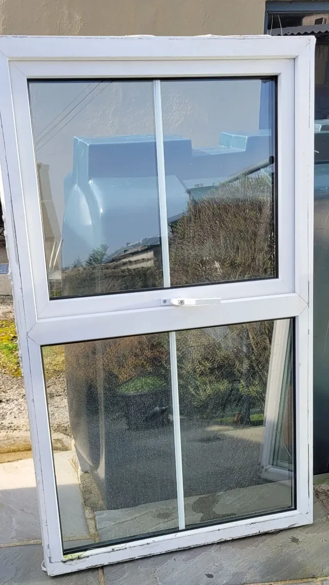 Windows and door - Image 1