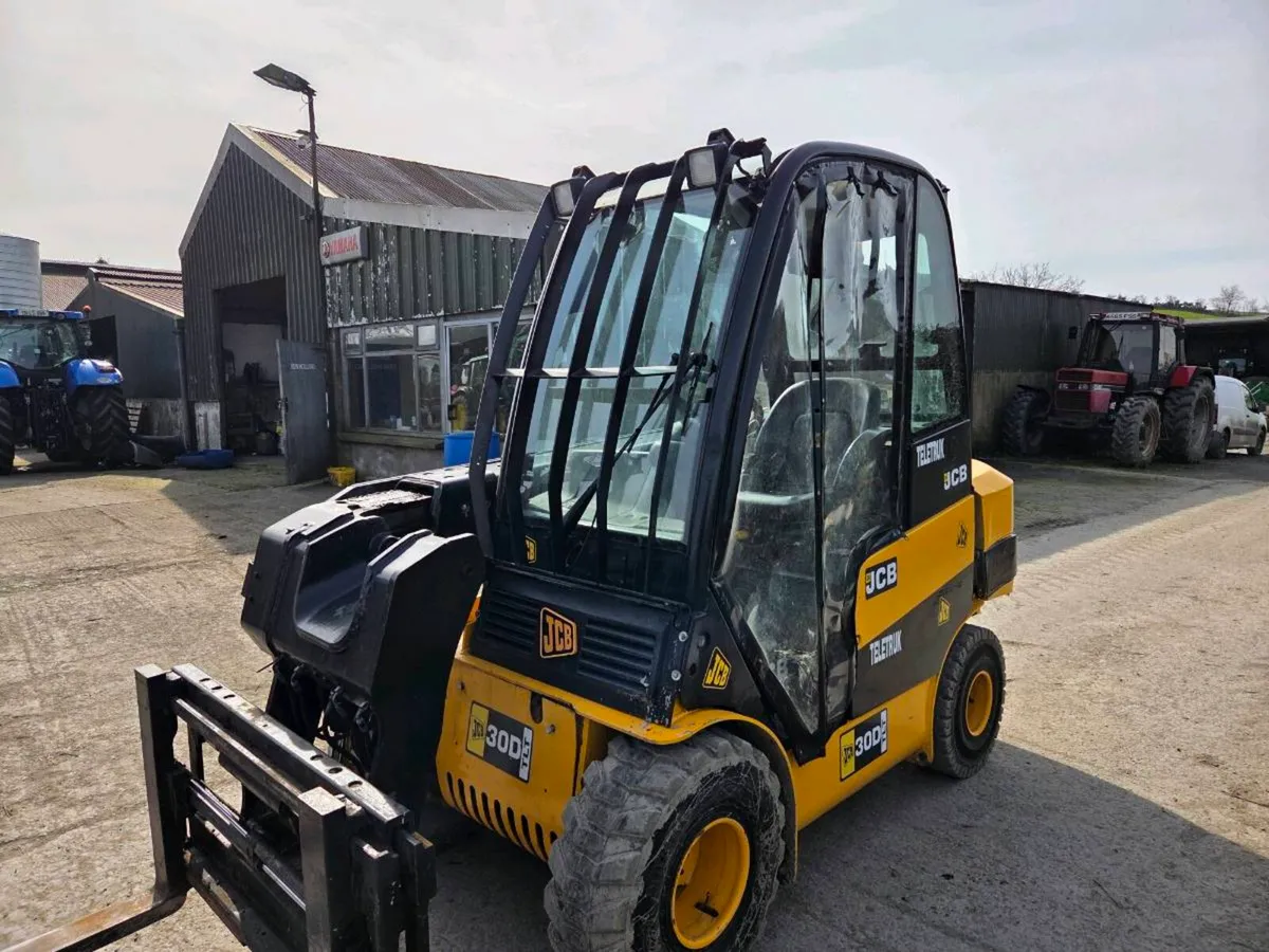 Jcb  teletruk 30d - Image 3