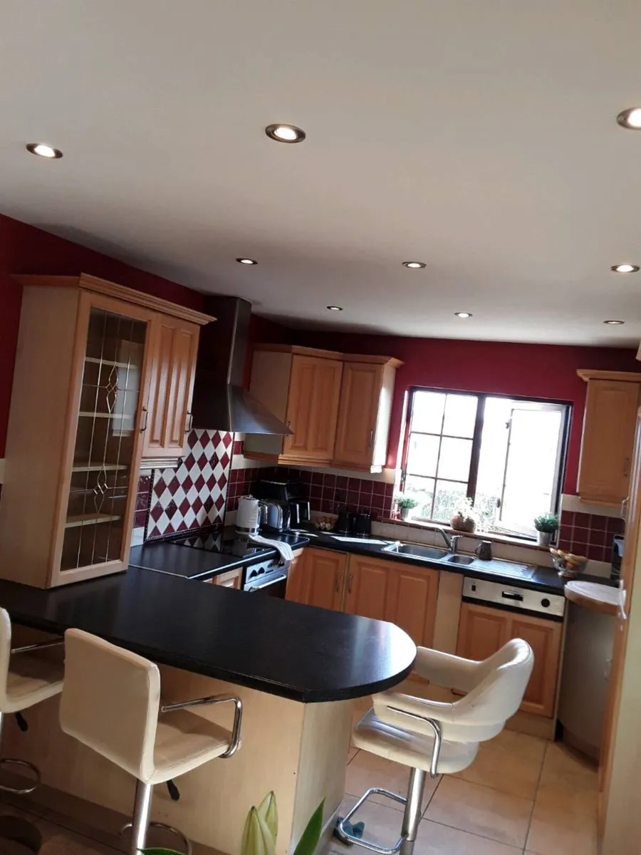 Complete 10ftx10ft Maple Shaker Kitchen - Image 3