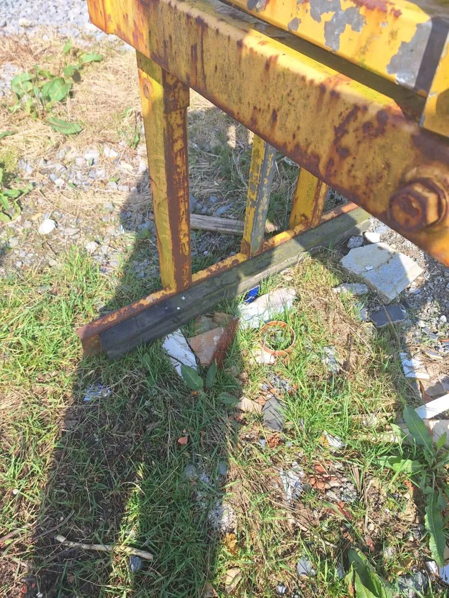 BLOCK GRAB. - Image 1