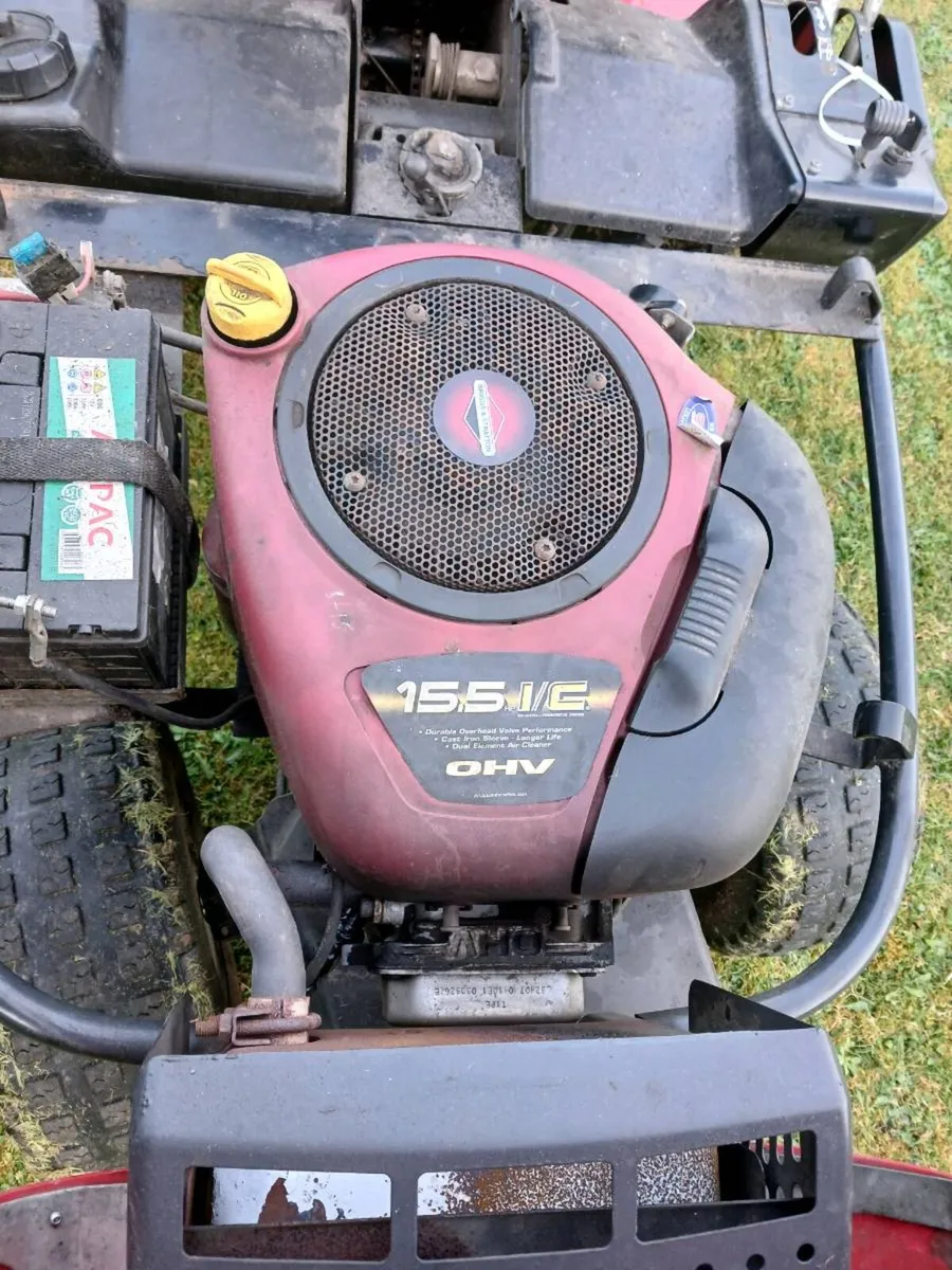 Jonsered, hydrostatic & Briggs engine - Image 3