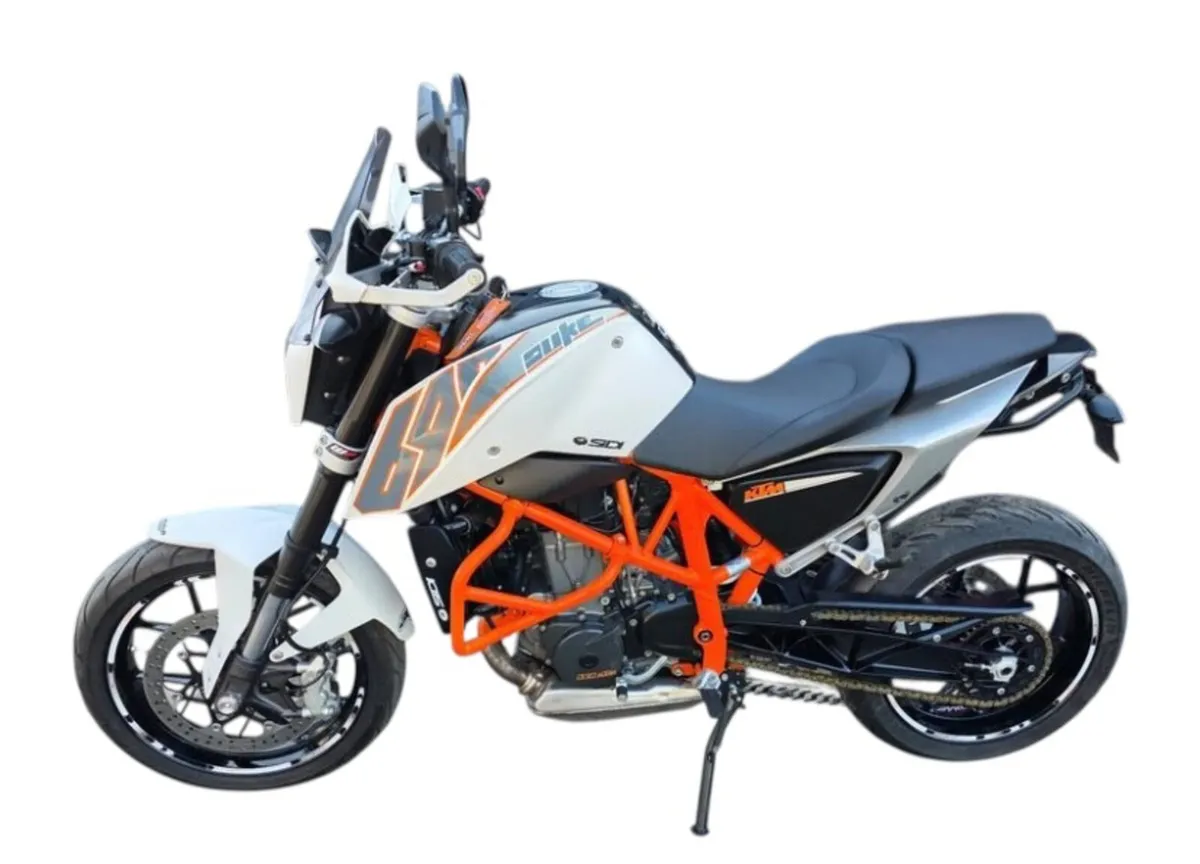 KTM Duke 690 - Image 4