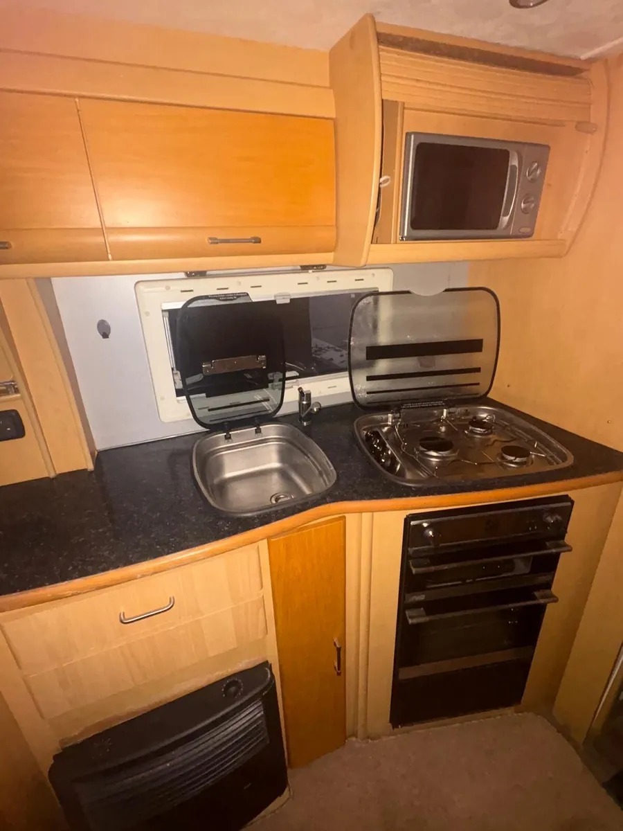 2010 Elddis crusader cyclone - Image 4