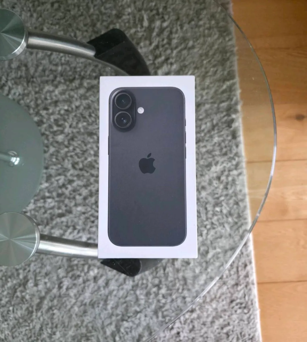 Apple Iphone 16 128GB IRISH - Image 1