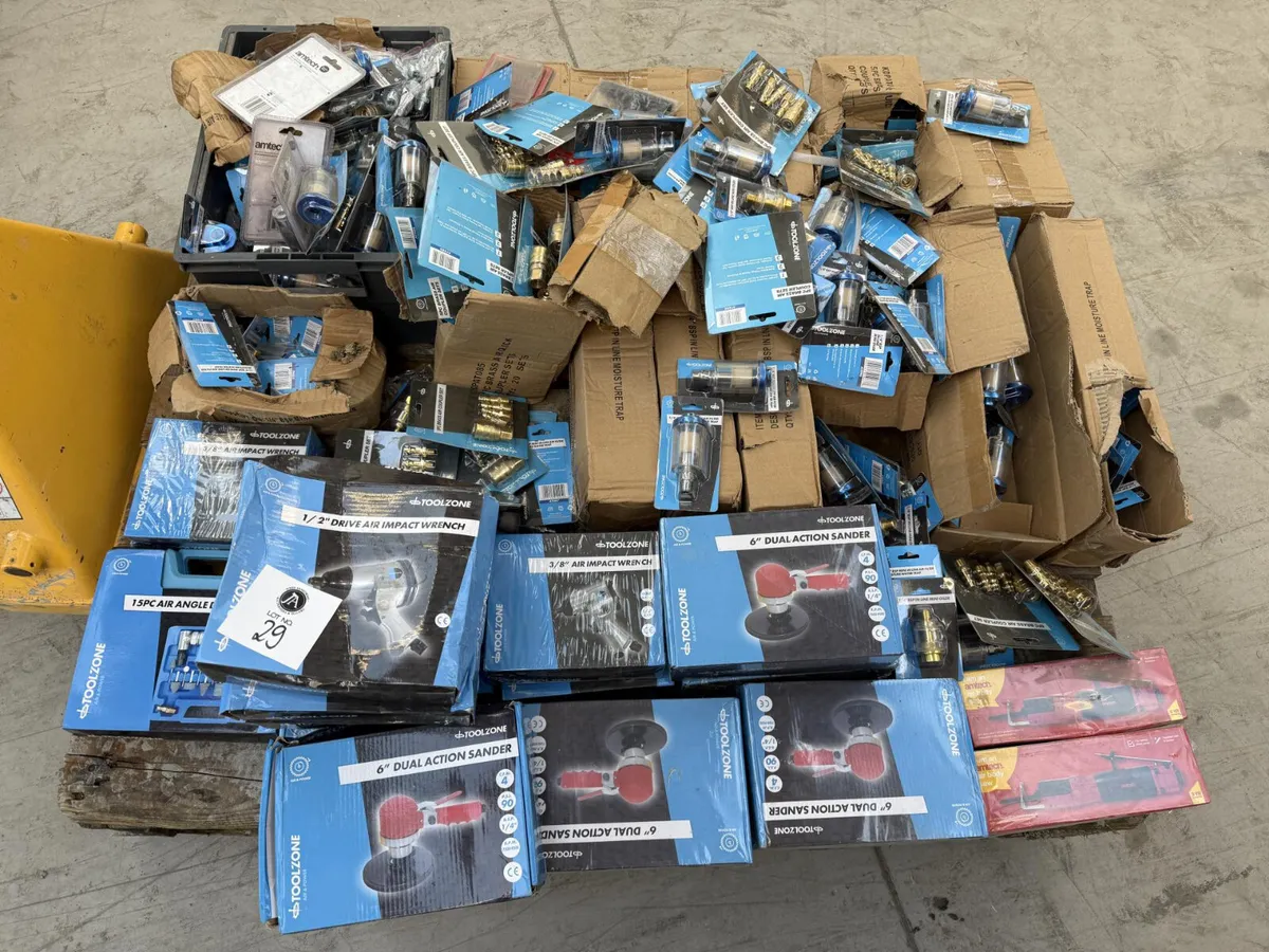 A Selection of Air Tools **Online Auction** - Image 1