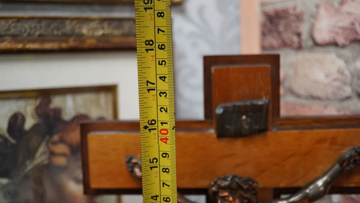 Vintage Crucifix - Image 3