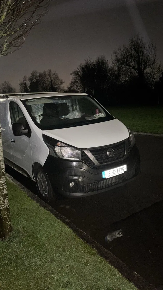 Nissan NV300 - Image 1