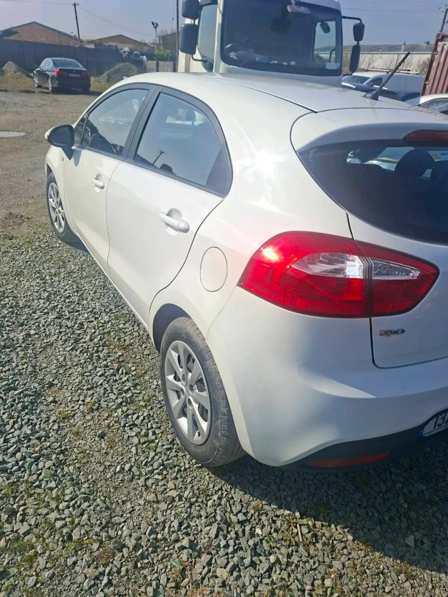 132 kia rio dsl - Image 1