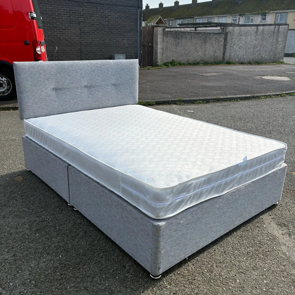 Grey double Bed - Image 3