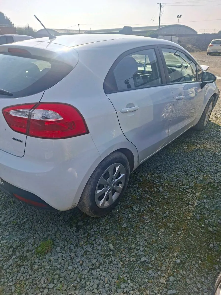 132 kia rio dsl - Image 2