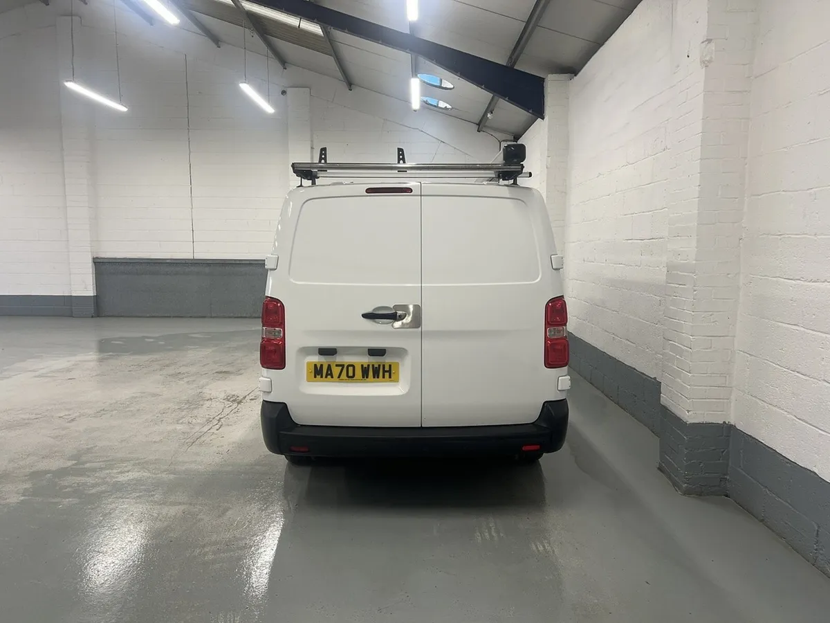 2020 Peugeot Expert Panel Van - Image 2