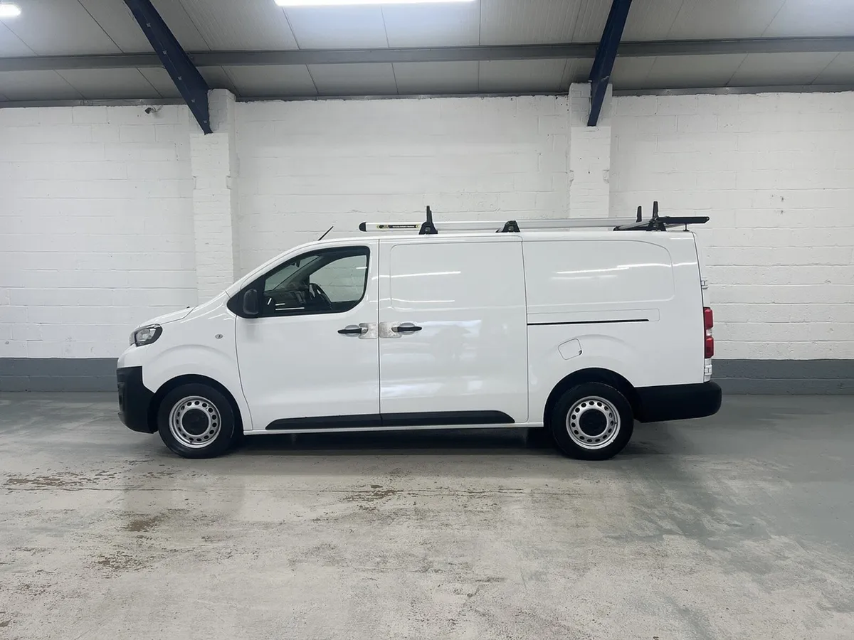 2020 Peugeot Expert Panel Van - Image 4