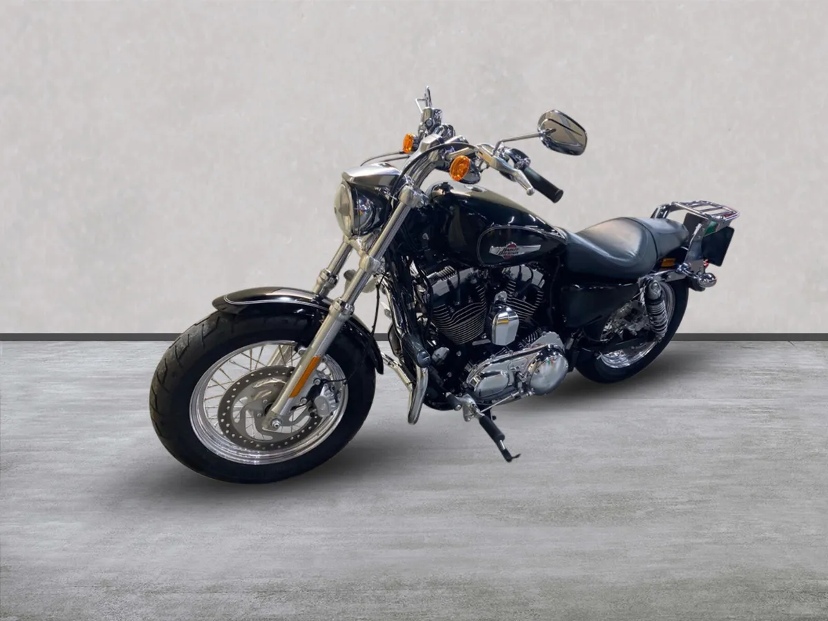 Harley Davidson XL1200C Sportster Custom - Image 4