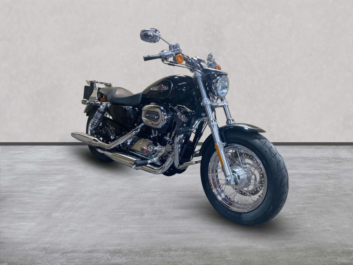 Harley Davidson XL1200C Sportster Custom - Image 3