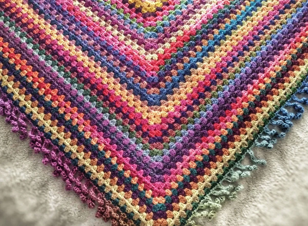 Crocheted granny stitch shawl - Image 4