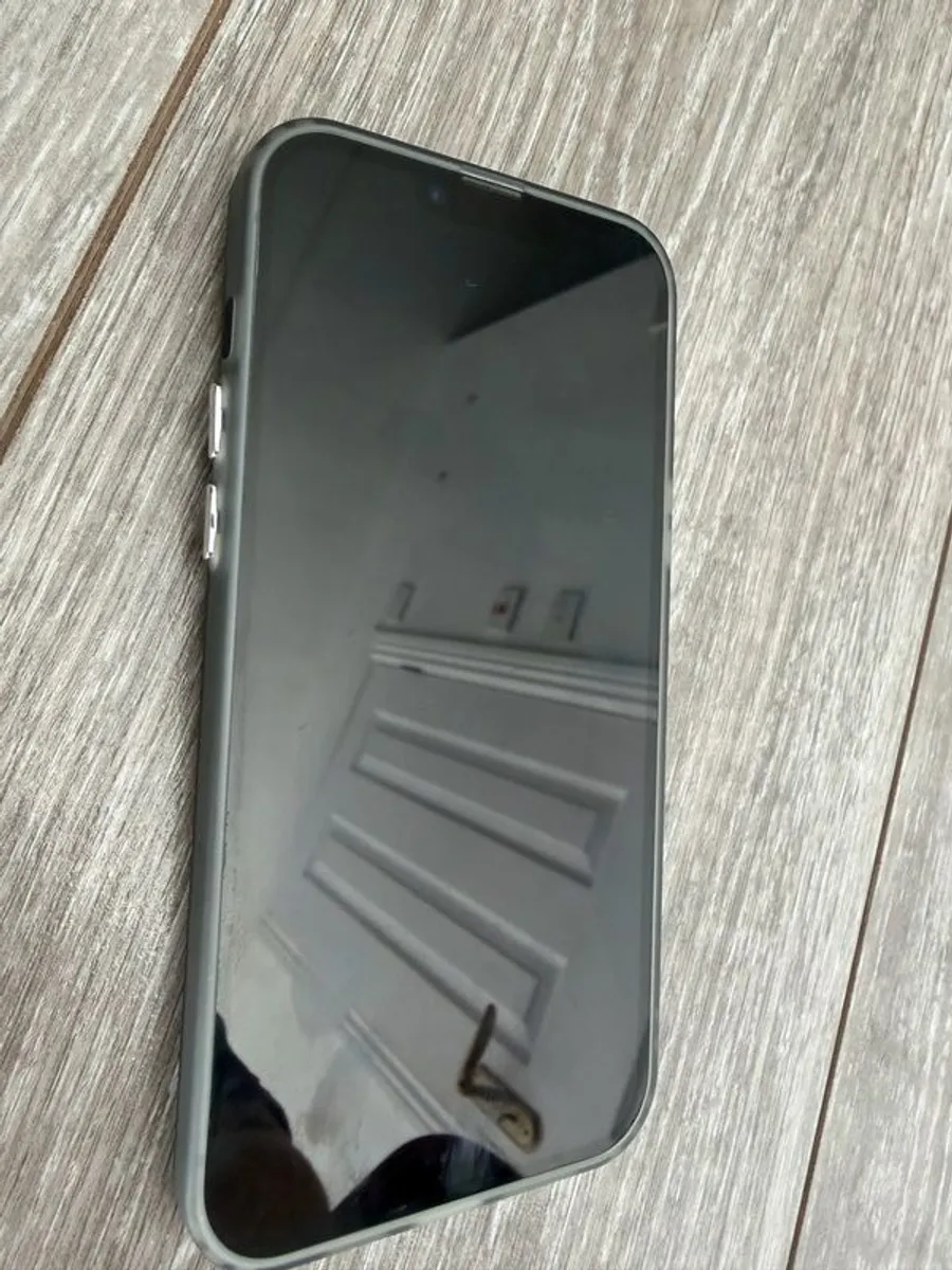 iPhone 14 Plus - Image 1