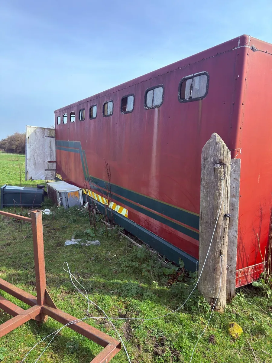 Horse Lorry Body - FREE - Image 4