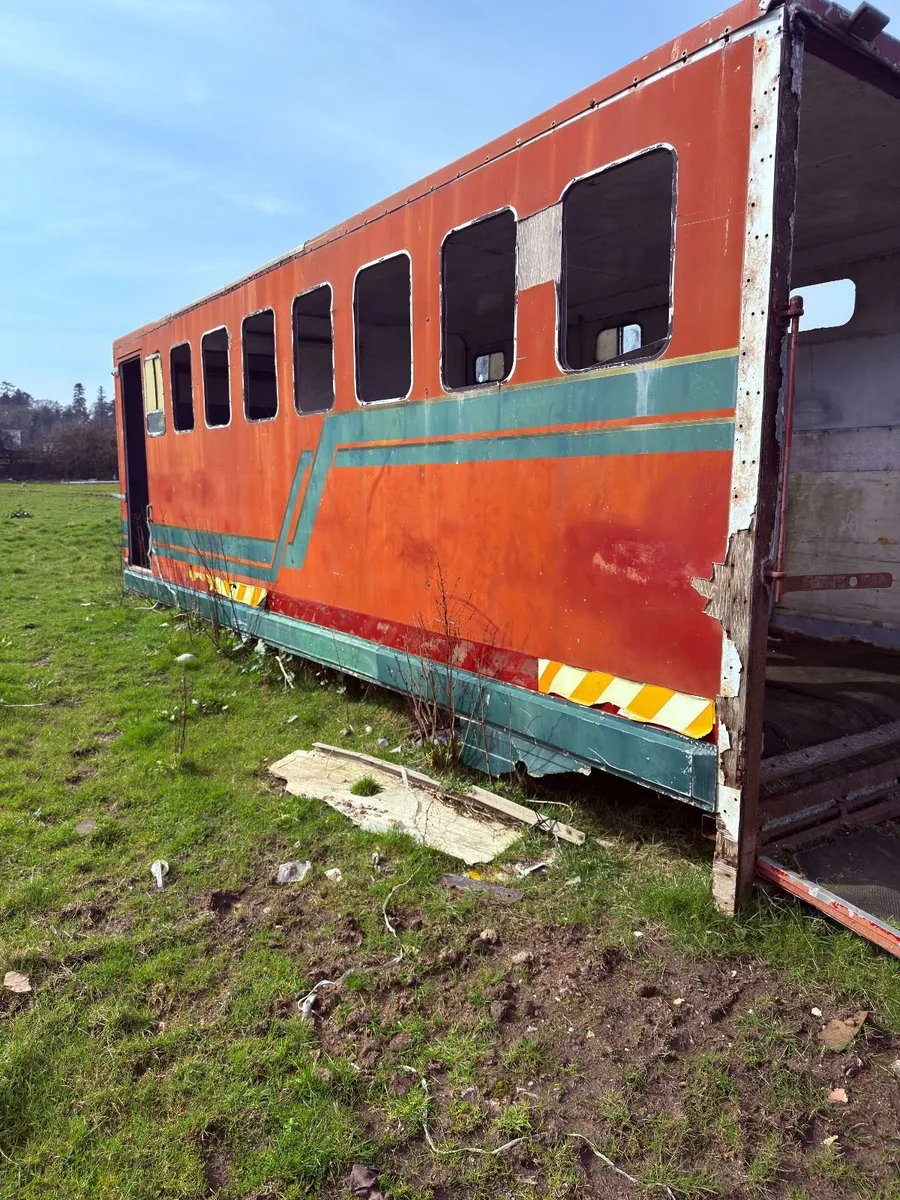 Horse Lorry Body - FREE - Image 1