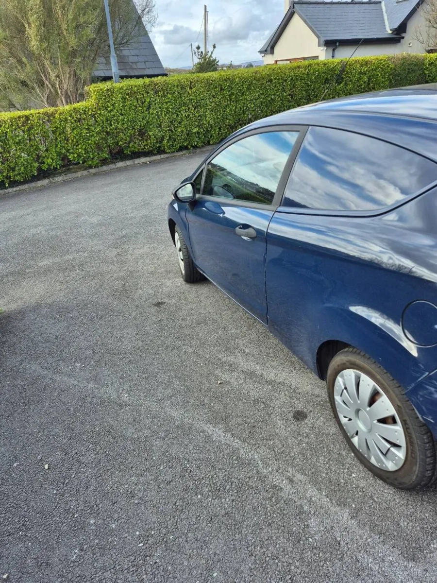 Ford Fiesta Van - Image 3