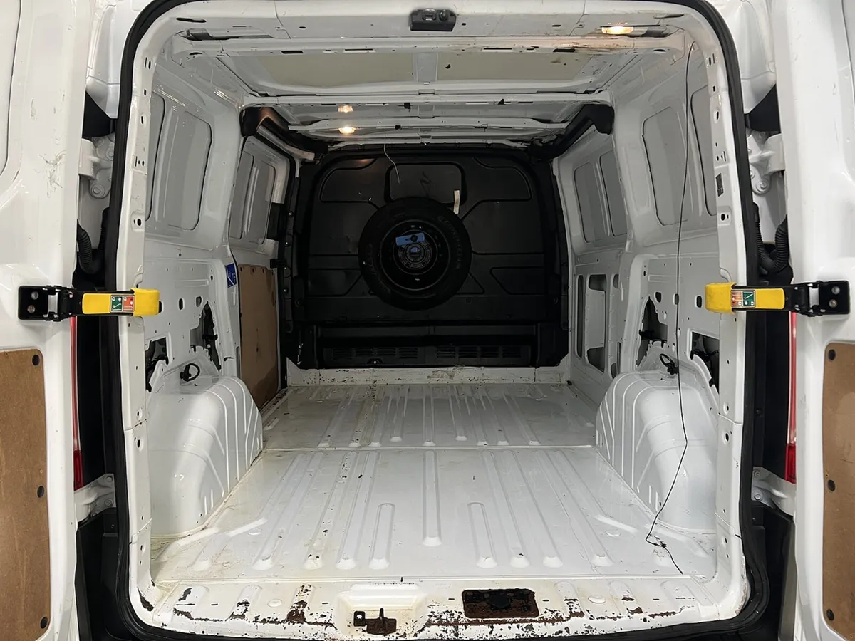 2020 Ford Transit Custom Panel Van - Image 2