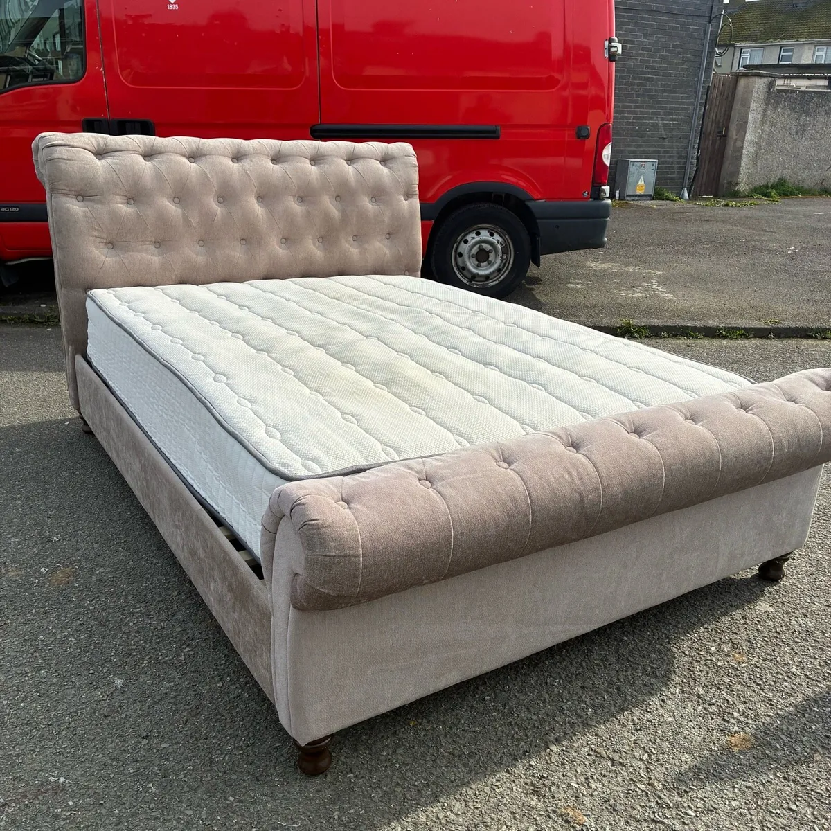 Fab! 5ft King bed frame & Mattress - Image 3